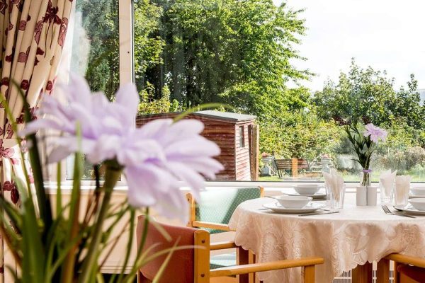 abbeylands-care-home-dining