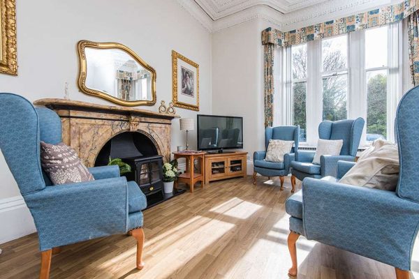 balmoral-view-care-centre-lounge2