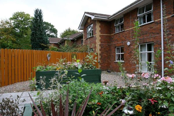 parkview-care-home-garden2